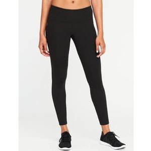 Old Navy Active 7/8 Mid-Rise Legging